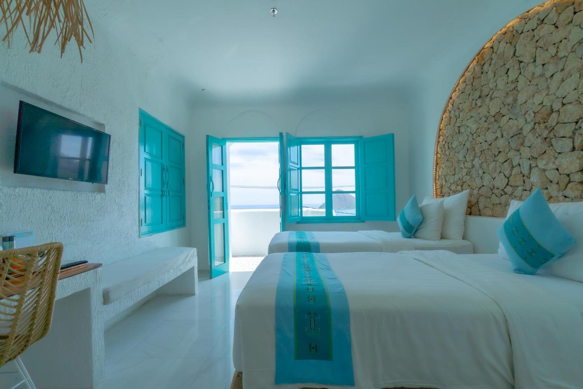 Loccal Collection Hotel Komodo Labuan Bajo Esterno foto