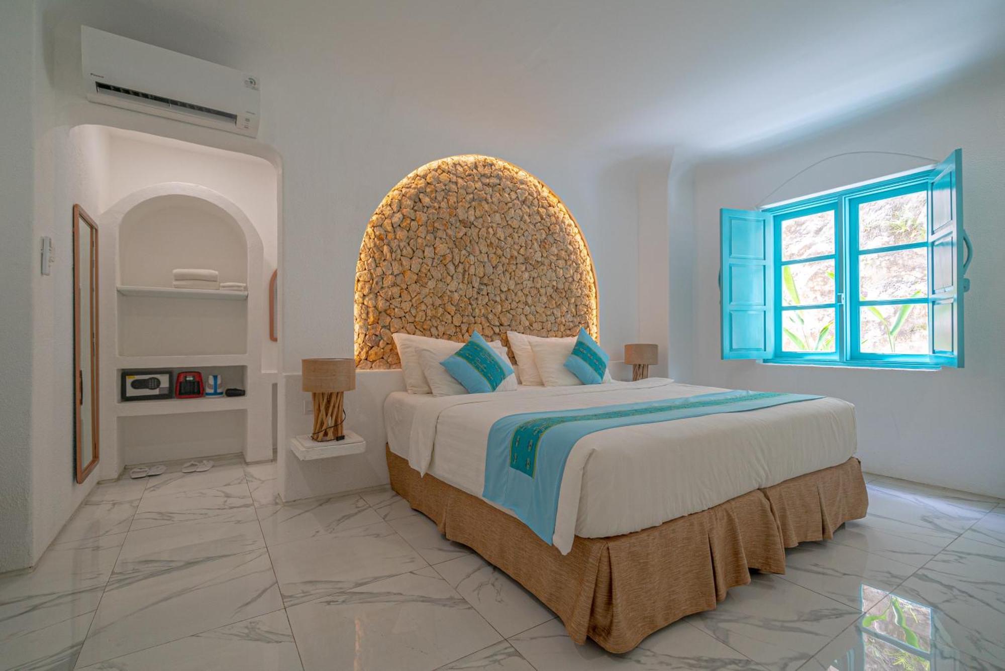 Loccal Collection Hotel Komodo Labuan Bajo Esterno foto