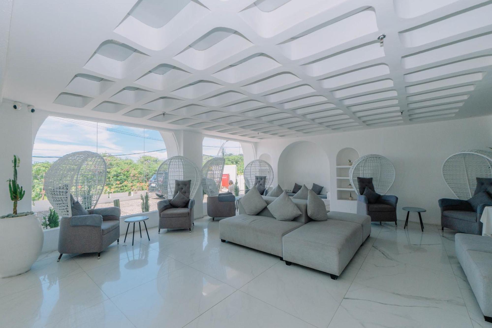 Loccal Collection Hotel Komodo Labuan Bajo Esterno foto
